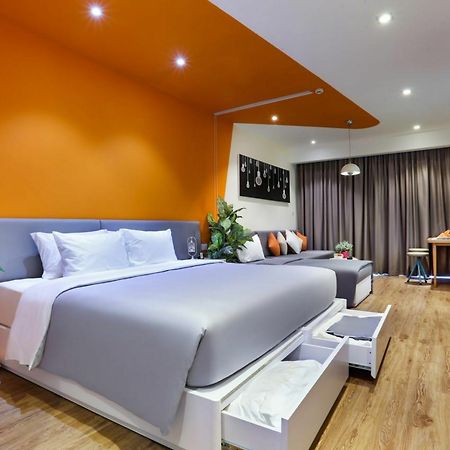 Parama Apartments Balcony Beachfront ニャチャン エクステリア 写真