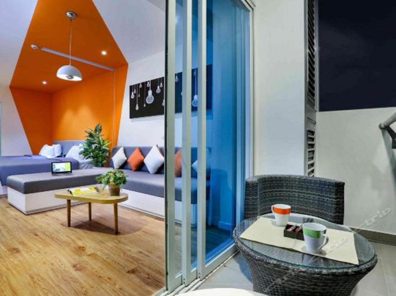Parama Apartments Balcony Beachfront ニャチャン エクステリア 写真