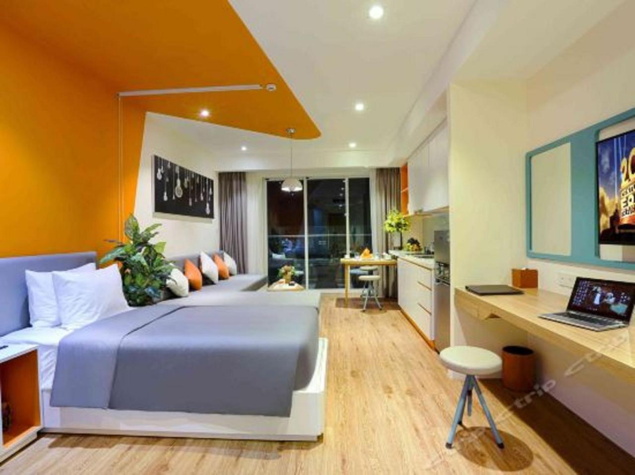 Parama Apartments Balcony Beachfront ニャチャン エクステリア 写真
