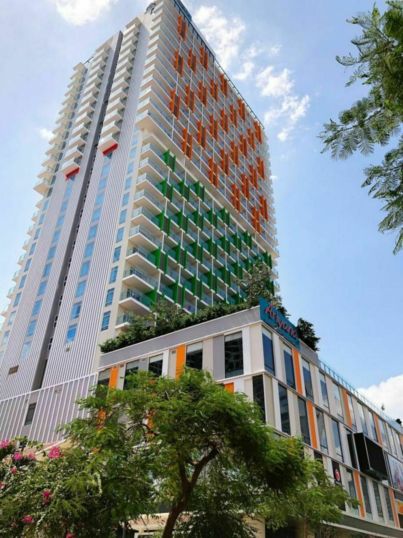 Parama Apartments Balcony Beachfront ニャチャン エクステリア 写真